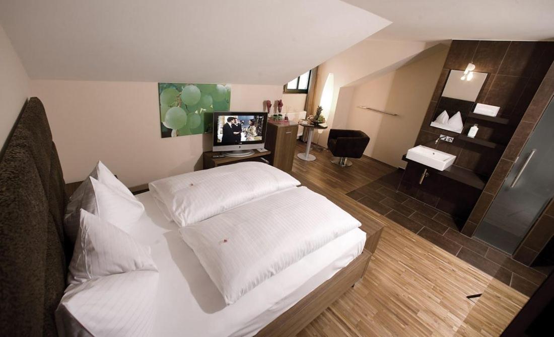 Hotel Albizia Jennersdorf Exteriér fotografie